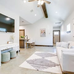Cozy & Convenient•5 Min to GAFB