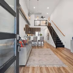Hub City Retreat 1B/1.5BA
