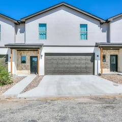 Holiday Hideaway Retreat 3BDRM/2BA