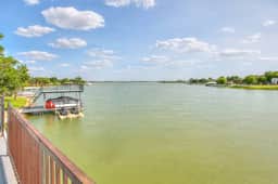 Lakeside Home w/Private Casita & Stunning Views - Image 4