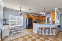 4BR|2.5BA • Mid Term • Spacious & Modern - Image 2