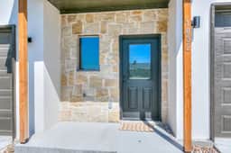 Holiday Hideaway Retreat 3BDRM/2BA - Image 2