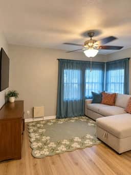 The Corner Cottage - Image 5