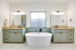The Green Gem | Stylish 4BR Stay - Image 5