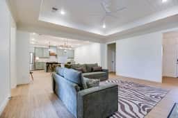 The Green Gem | Stylish 4BR Stay - Image 3