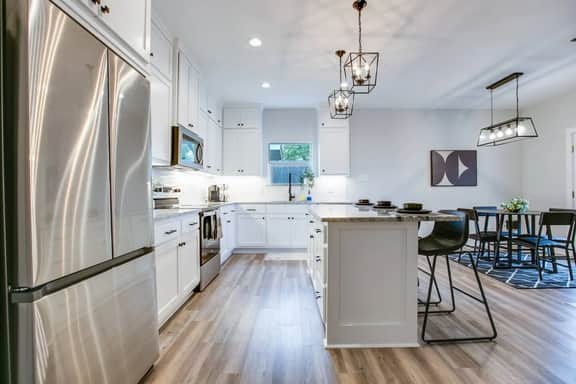Settle In | 3BR/2BA Close to Downtown - Image 4